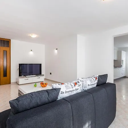 Bright And Modern With Private Terrace Apartment *