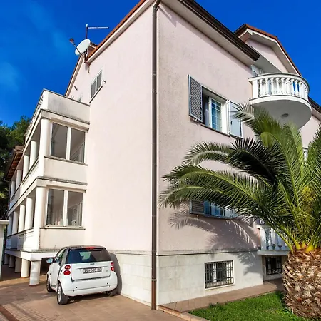 Bright And Modern With Private Terrace Apartment *